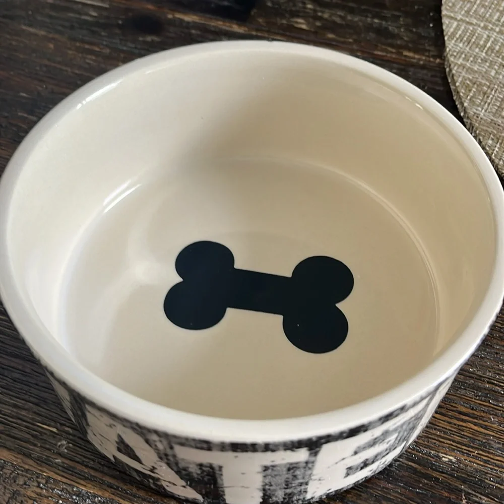water bowl 🐶